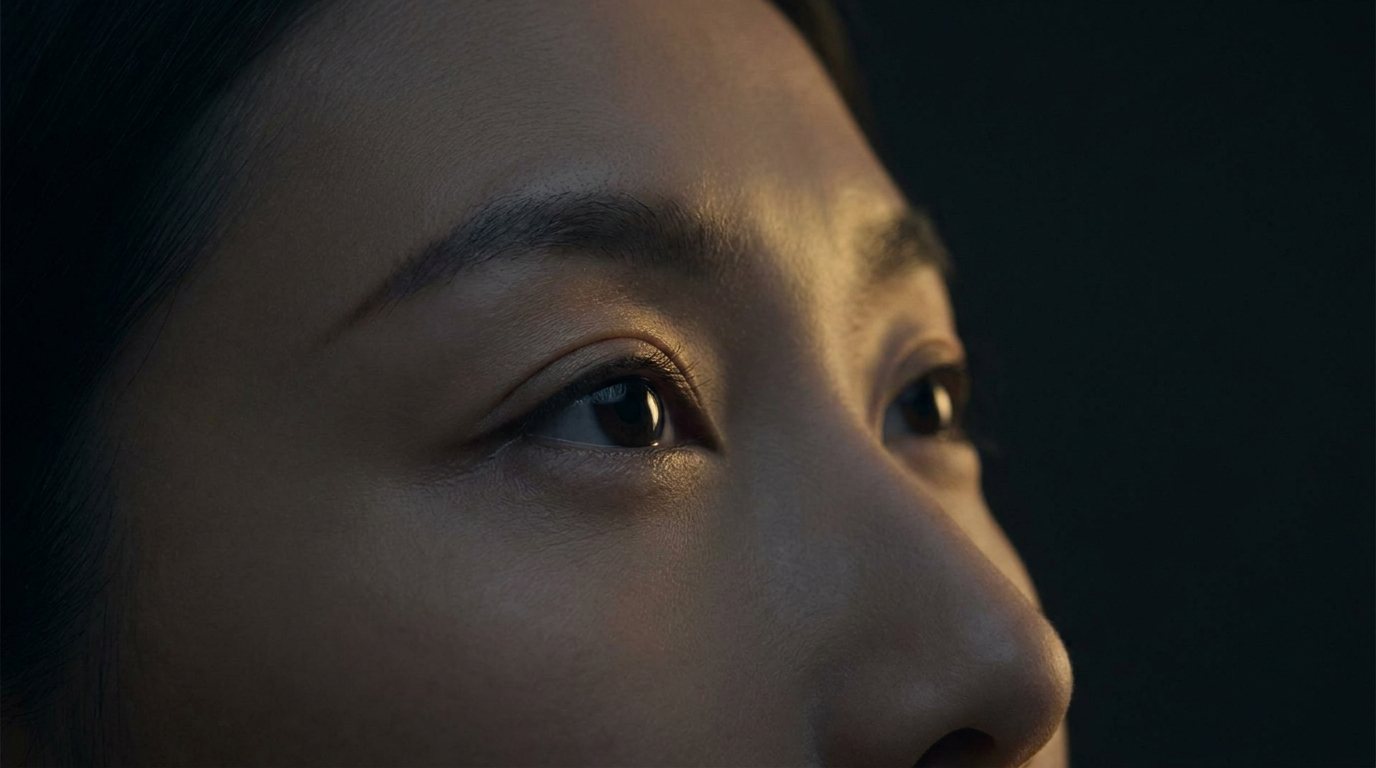 Non-surgical eyelid lift Singapore — lifted double eyelid without blepharoplasty, Dr Sin Yong