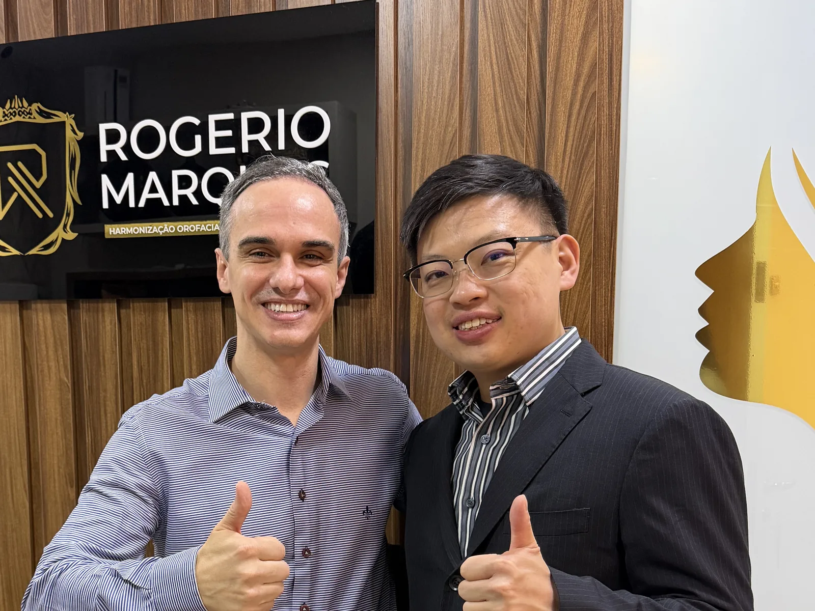 Dr Sin Yong visiting Dr Rogerio Marques' clinic in Sao Paulo, Brazil