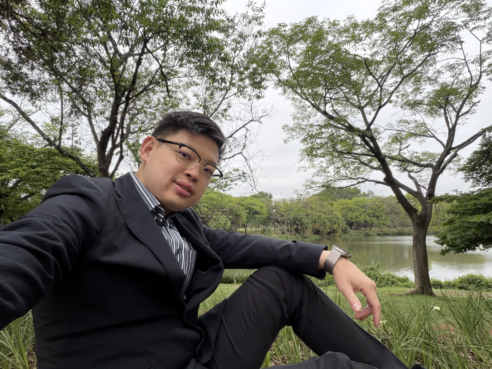 Dr Sin Yong in a Sao Paulo park between CLASSYS Academy teaching sessions