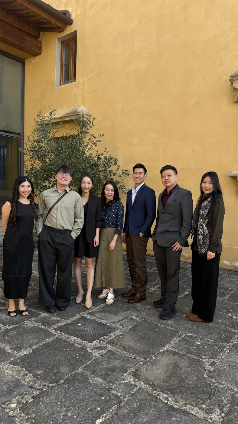 Dr Sin Yong with fellow physicians in the courtyard at Villa Donatello on day one